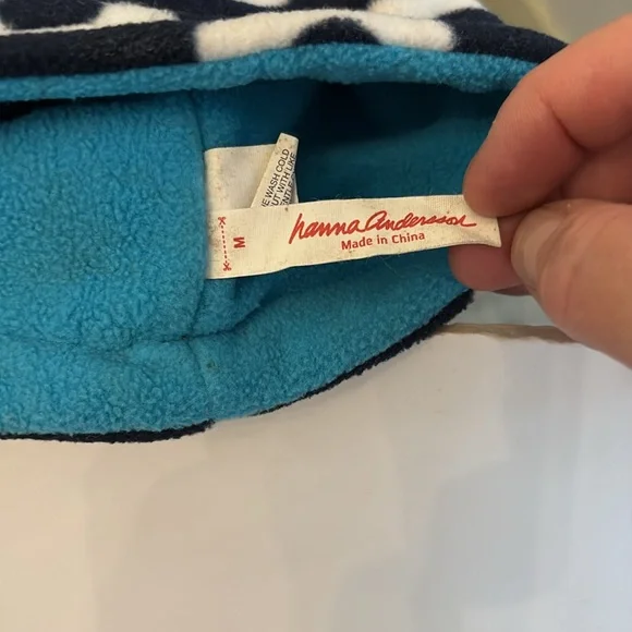 Hanna Andersson winter hat - Picture 2 of 2